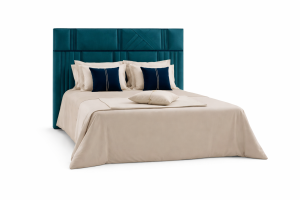 ROYAL BED