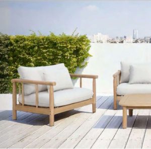 OUTDOOR ARMCHAIRS