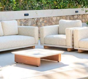 OUTDOOR COFFEE & SIDE TABLES
