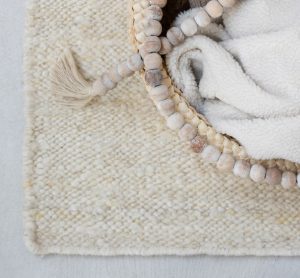 RUGS & CARPETS